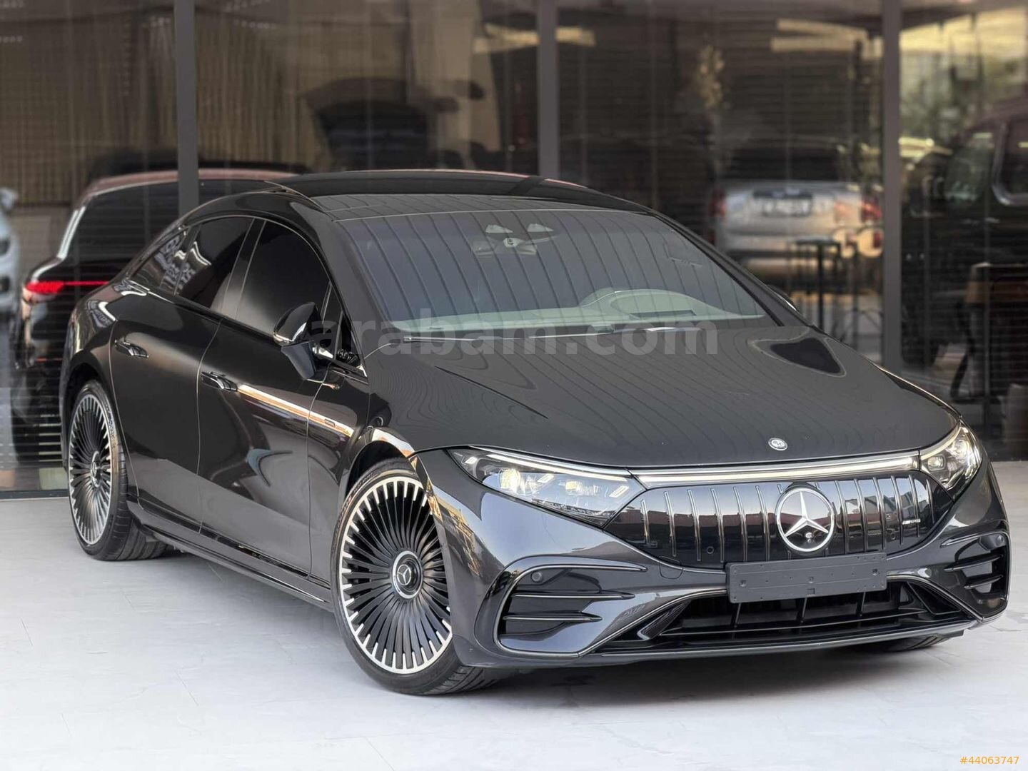 Galeriden Mercedes - Benz EQS 53 AMG Performance 2023 Model Kocaeli 35.000 km Gri 2