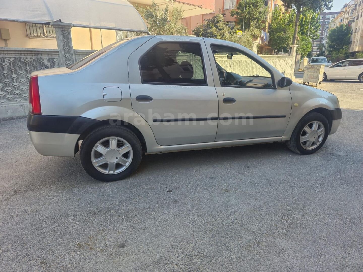 Erdal Hoca Galeriden Dacia Logan 1.5 dCi Laureate 2006 Model Mersin 3