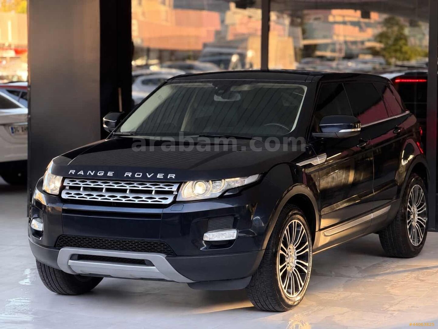 GALLERY+'dan BAYİİ MERİDİAN 4X4 RANGE ROVER EVOGUE 240HP 4