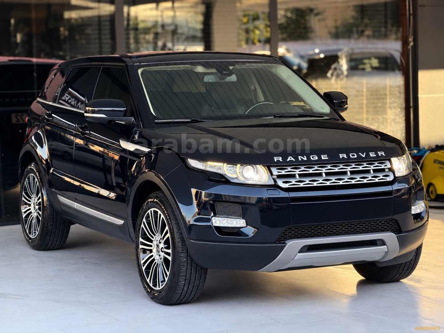 GALLERY+'dan BAYİİ MERİDİAN 4X4 RANGE ROVER EVOGUE 240HP 5