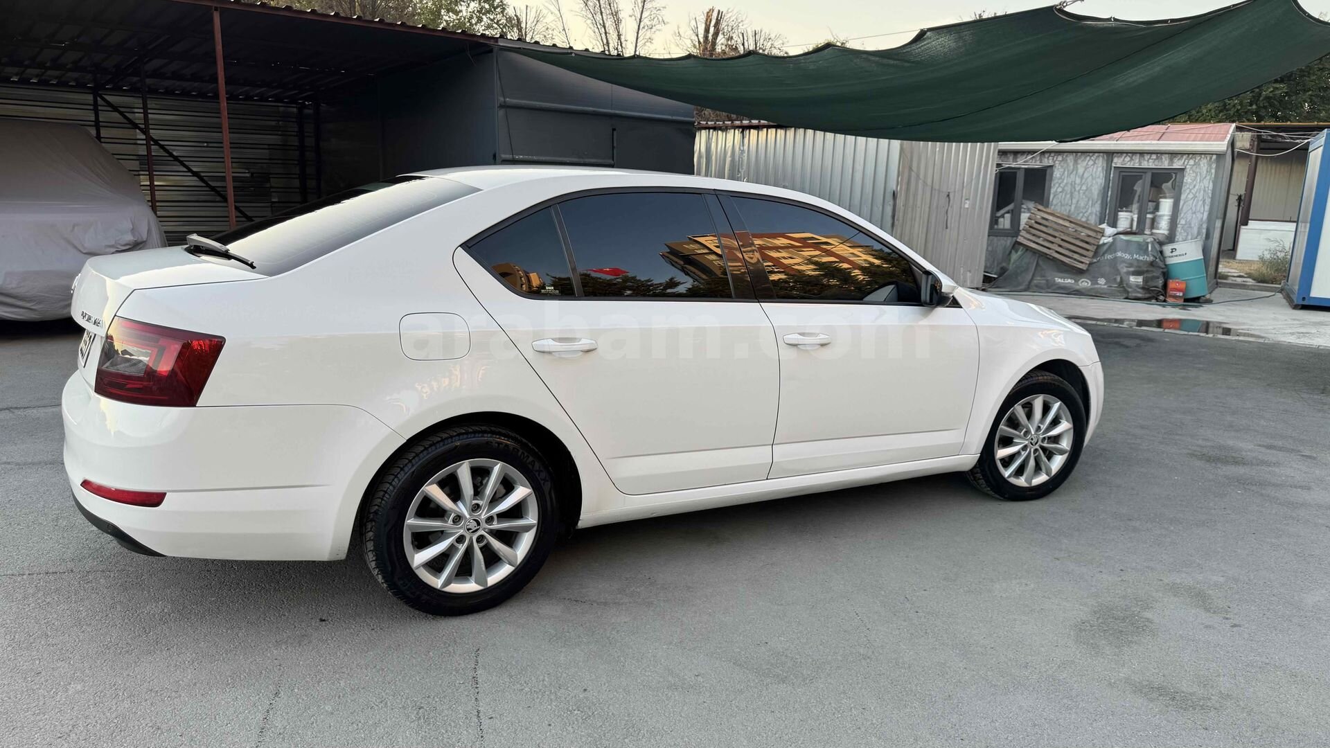 Sahibinden Skoda Octavia 1.6 TDI Elegance CR 2015 Model 5