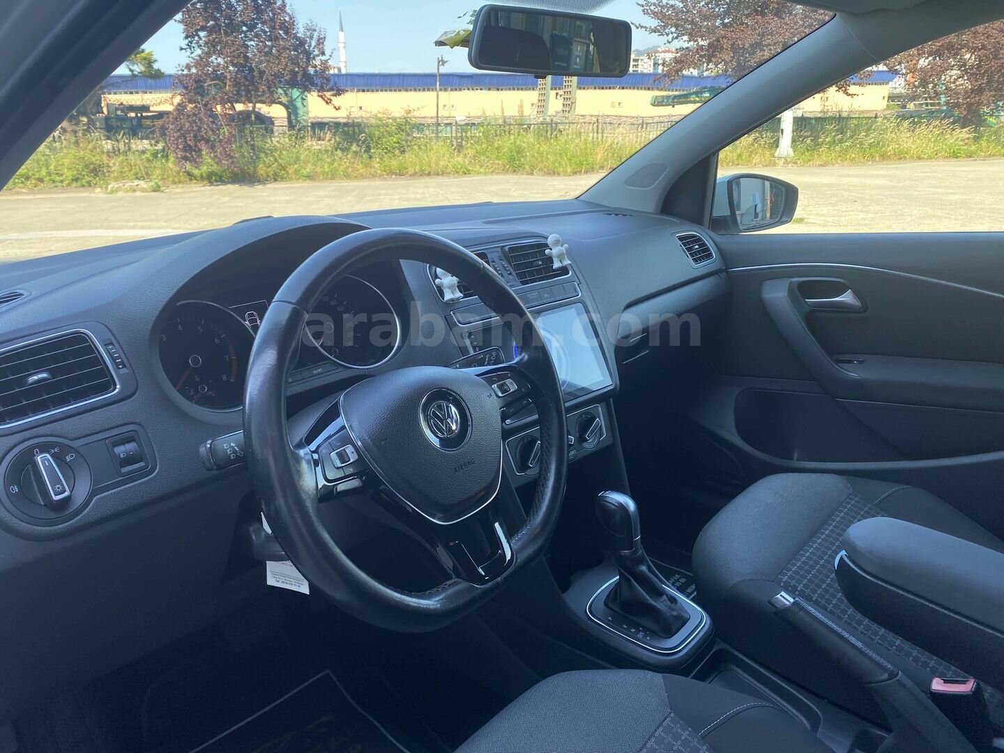 Galeriden Volkswagen Polo 1.2 TSi Comfortline 2014 Model Rize 116.000 km Beyaz 7