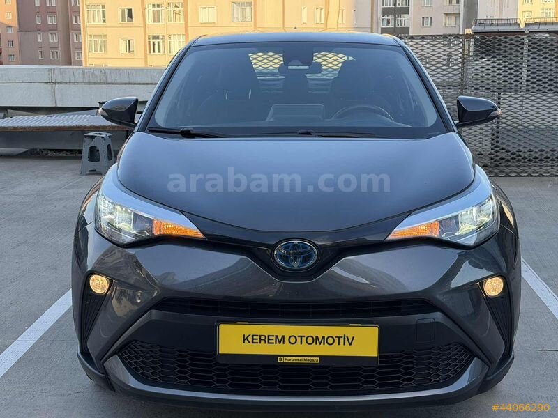 2022 C-HR FULL YETKİLİ SERVİS LANSMAN RENK KREDİ İMKANI HATASIZ