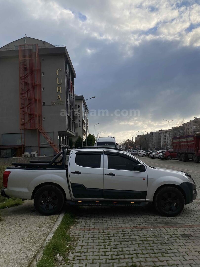2016 ISUZU D-MAX 2.5 TWIN TURBO 163 HP – DOLU AKSESUARLI 5