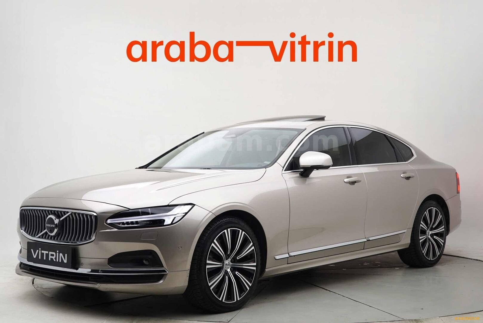 ARABA VİTRİN'DEN HATASIZ BOYASIZ FULL OPSİYON AWD PLUS BRİGHT 3