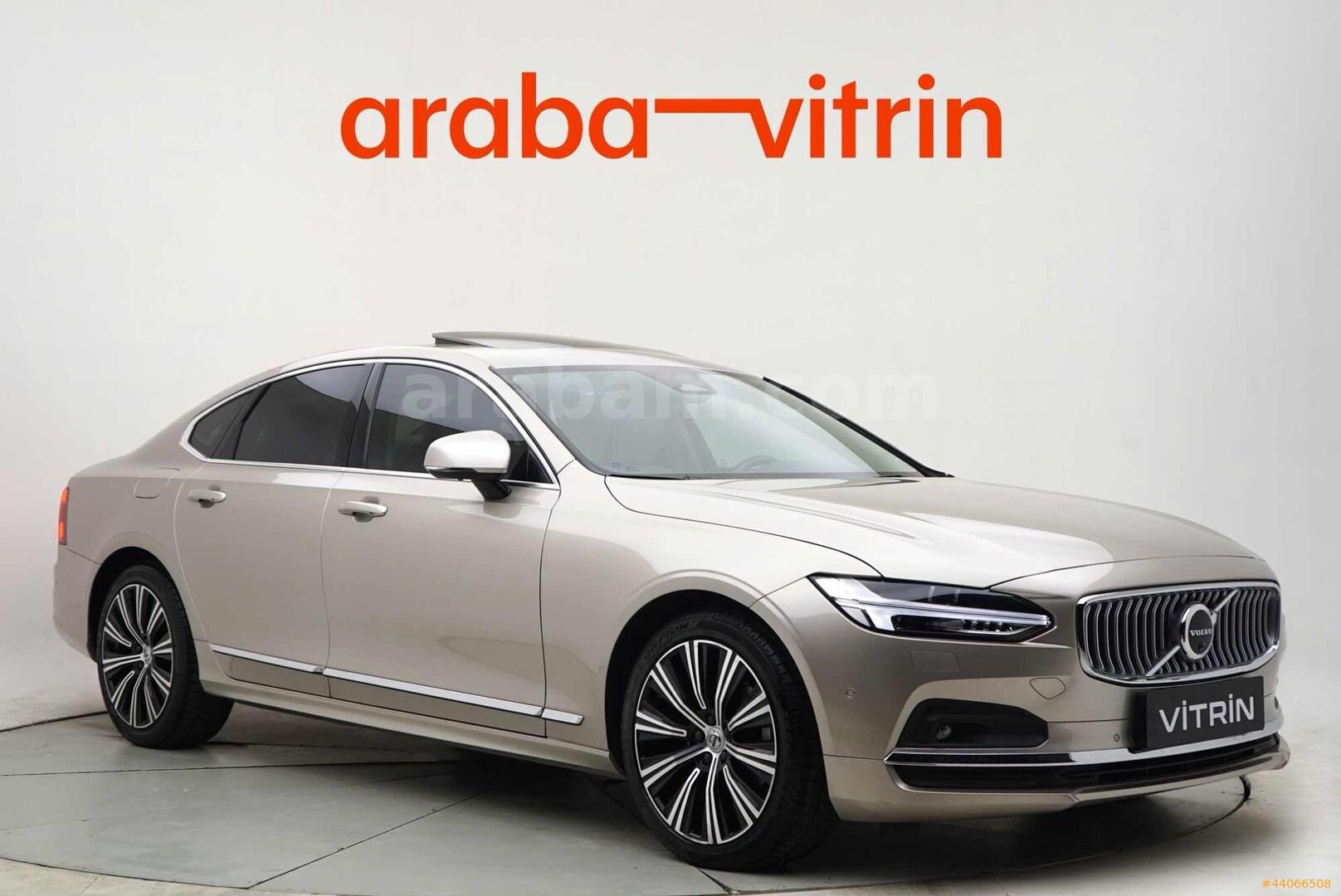 ARABA VİTRİN'DEN HATASIZ BOYASIZ FULL OPSİYON AWD PLUS BRİGHT 1