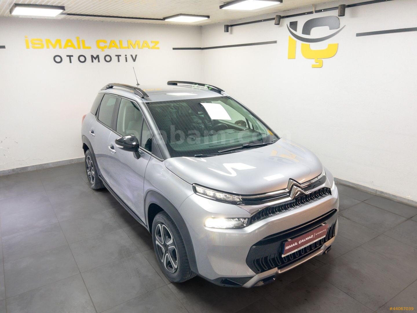 Galeriden Citroen C3 Aircross 1.2 PureTech Feel Bold 2021 Model İzmir 56.133 km Gri 1
