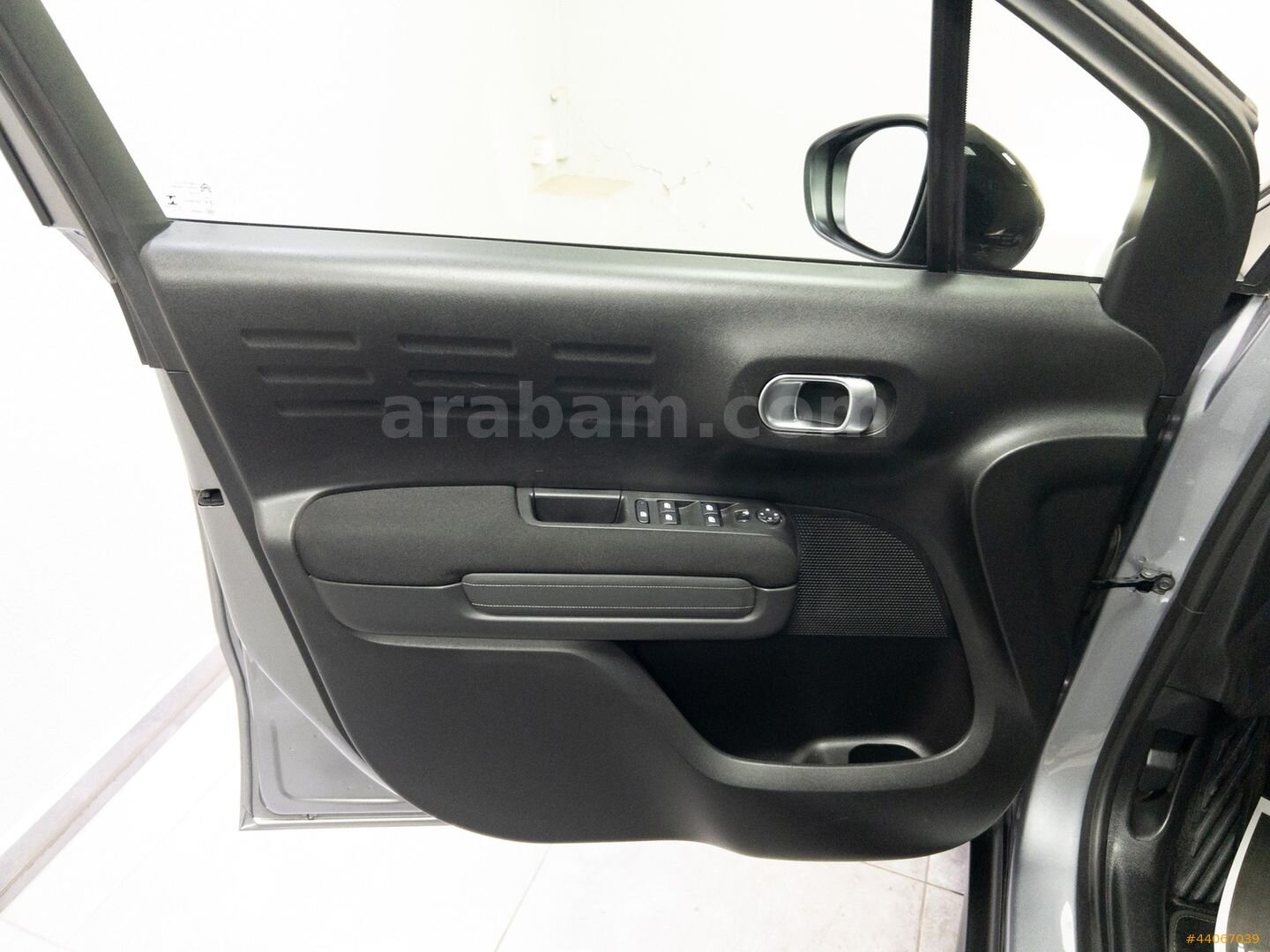 Galeriden Citroen C3 Aircross 1.2 PureTech Feel Bold 2021 Model İzmir 56.133 km Gri 7