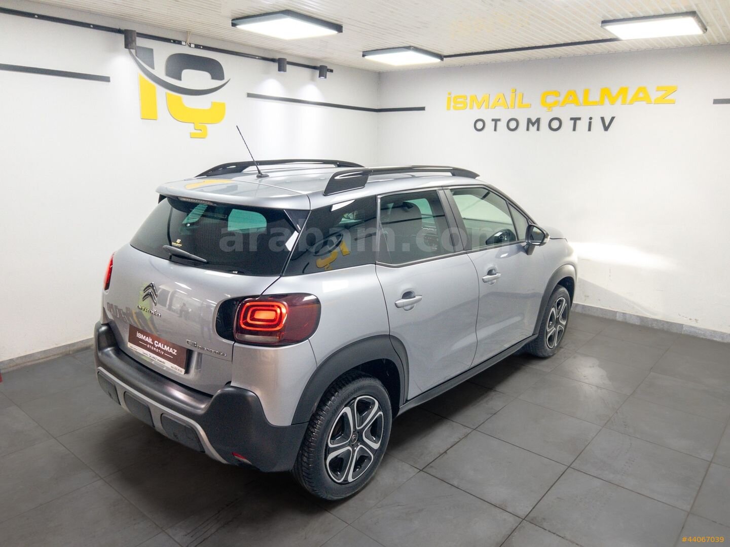 Galeriden Citroen C3 Aircross 1.2 PureTech Feel Bold 2021 Model İzmir 56.133 km Gri 6