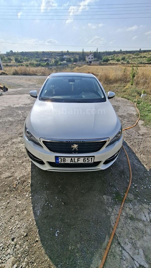 Sahibinden Peugeot 308 1.5 BlueHDI Style Tech 2020 Model Kayseri 111.000 km Beyaz 6