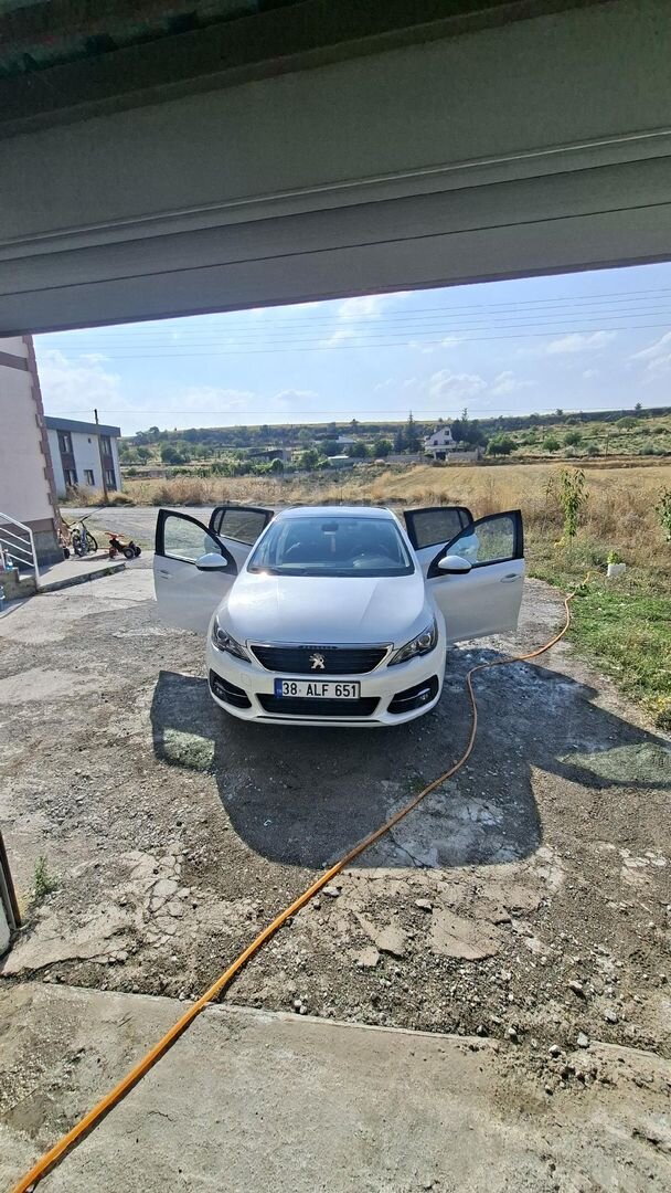 Sahibinden Peugeot 308 1.5 BlueHDI Style Tech 2020 Model Kayseri 111.000 km Beyaz 7