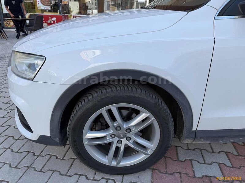 ÖZEMRE OTOMOTİVDEN 2015 AUDİ Q3 1.4 TFSİ HATASIZ BOYASIZ 4