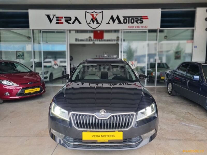 Galeriden Skoda SuperB 1.6 TDI Prestige 2018 Model Denizli 137.000 km Siyah