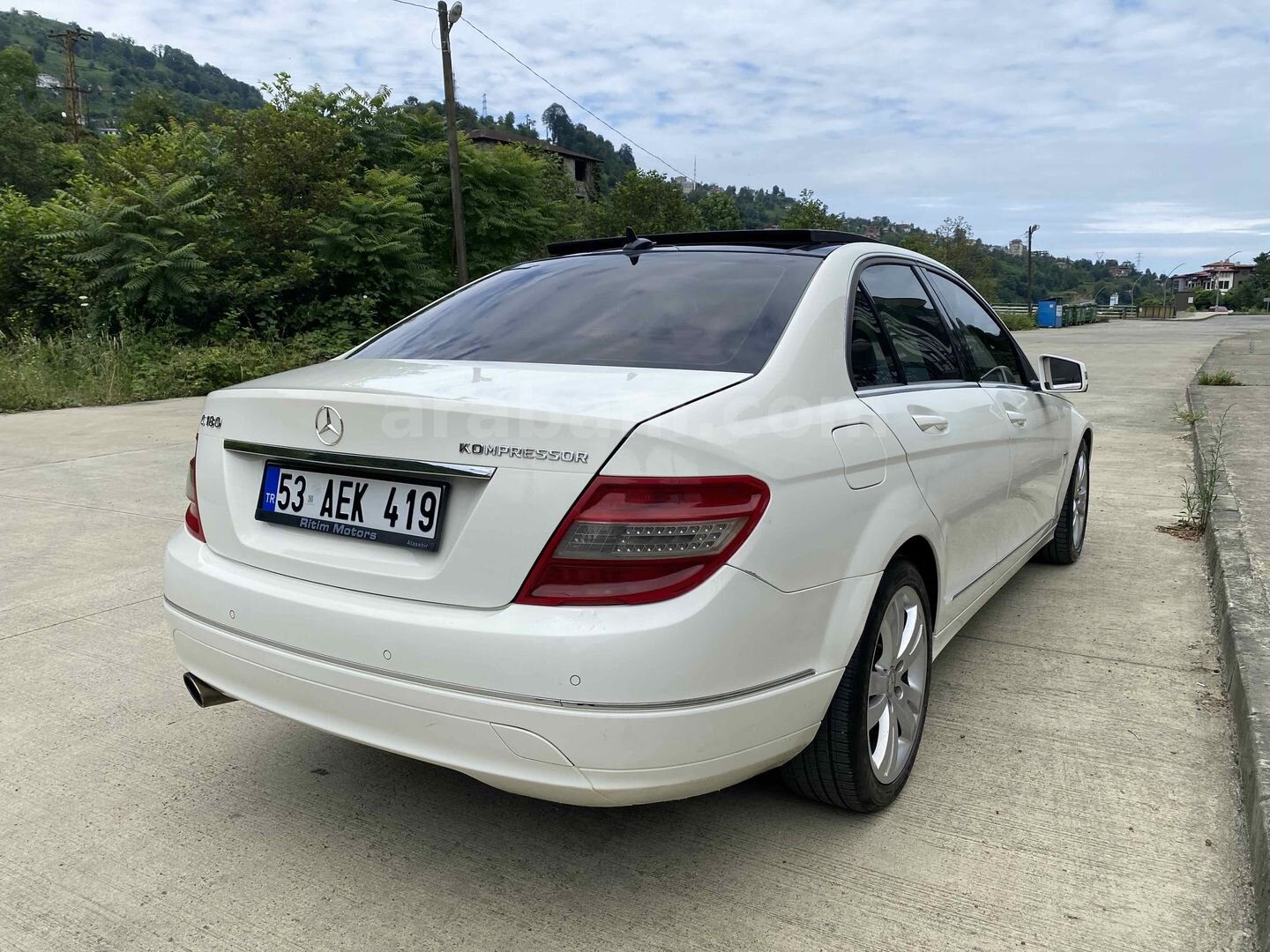 Galeriden Mercedes - Benz C 180 Kompressor BlueEfficiency Avantgarde 2011 Model Rize 199.000 km Beyaz 6
