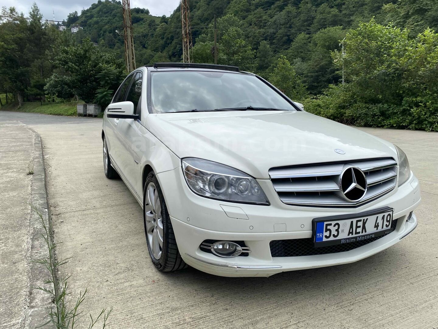 Galeriden Mercedes - Benz C 180 Kompressor BlueEfficiency Avantgarde 2011 Model Rize 199.000 km Beyaz 2