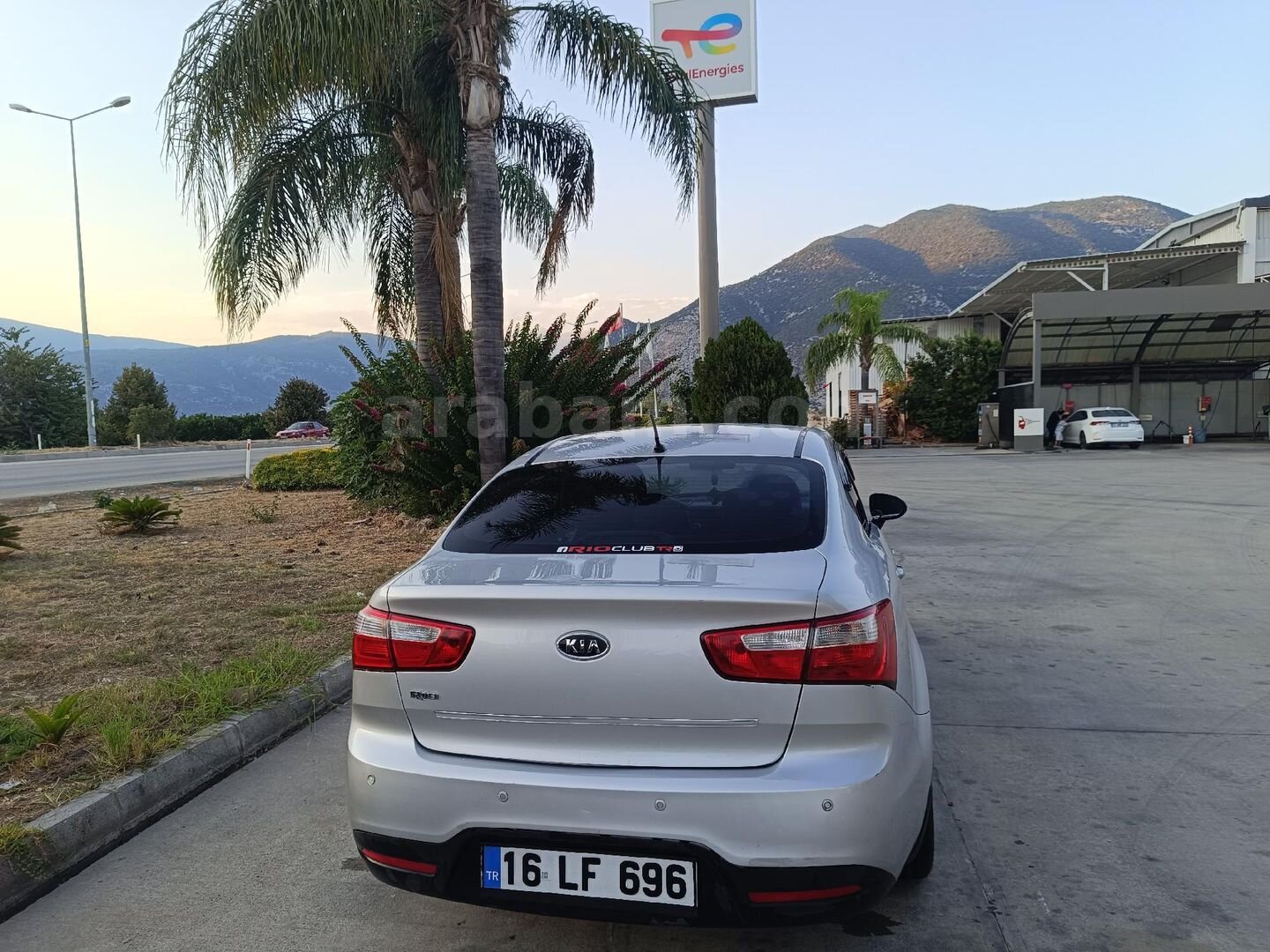 Sahibinden Kia Rio 1.4 CVVT Natty 2012 Model Antalya 154.000 km Gri (Gümüş) 2