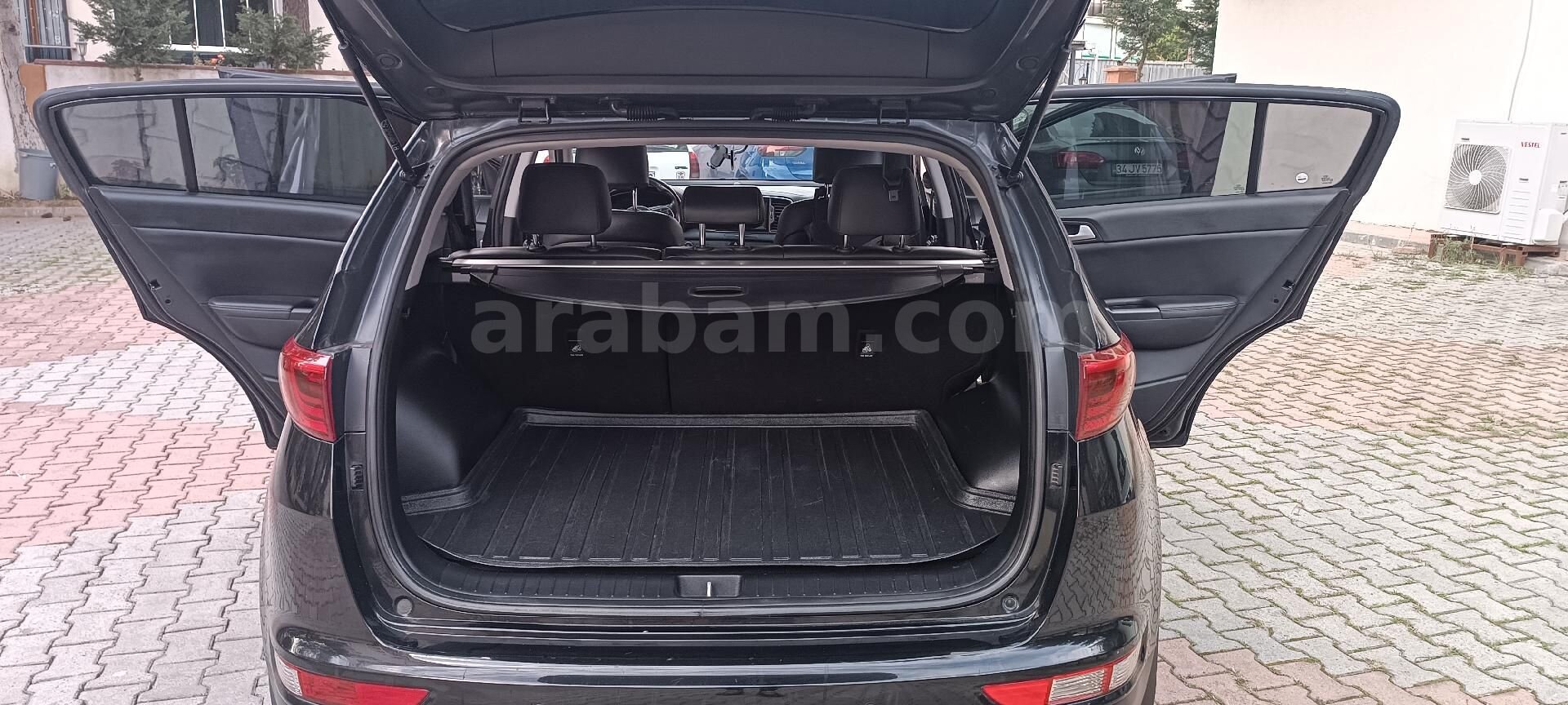 Sahibinden Kia Sportage 1.6 GDI Premium 2017 Model İstanbul 103.000 km Siyah 2