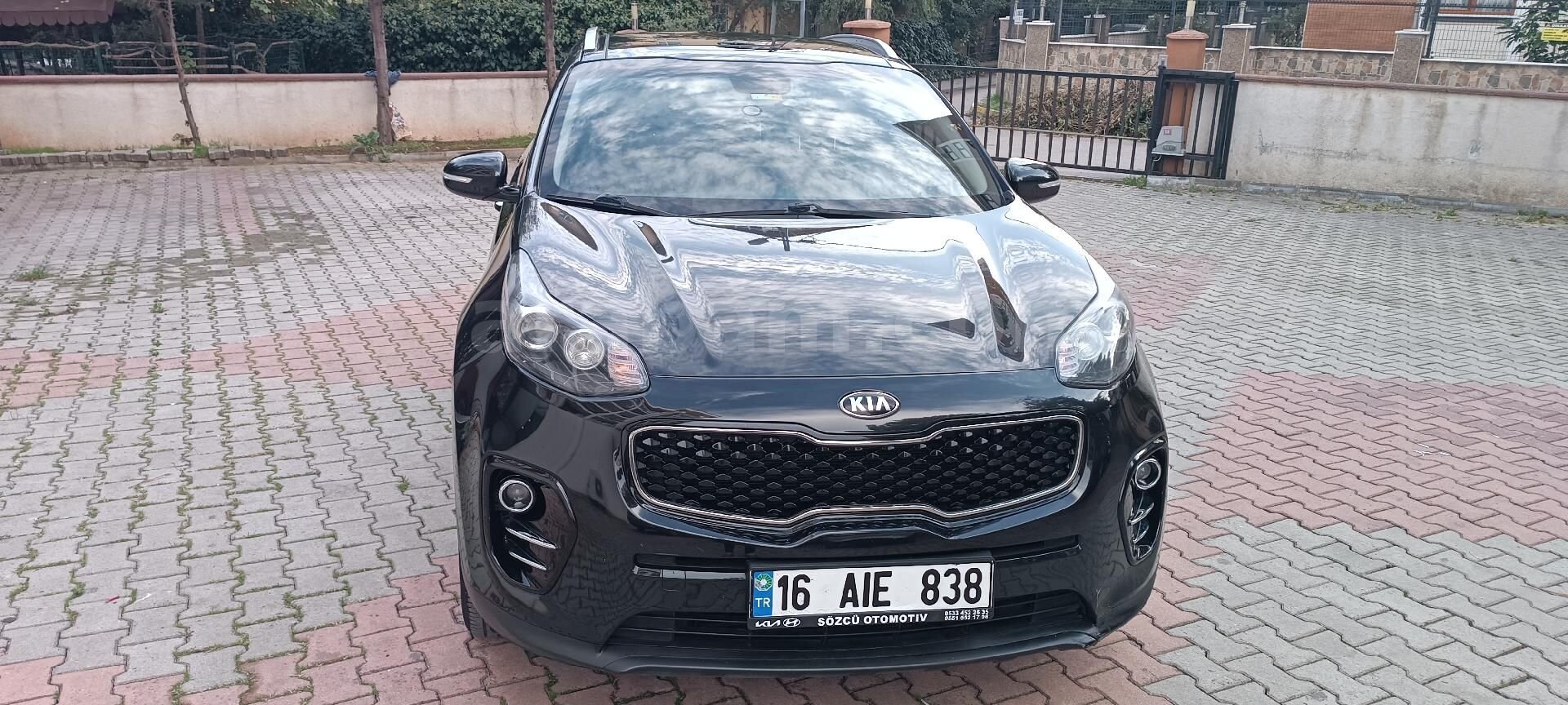 Sahibinden Kia Sportage 1.6 GDI Premium 2017 Model İstanbul 103.000 km Siyah 5