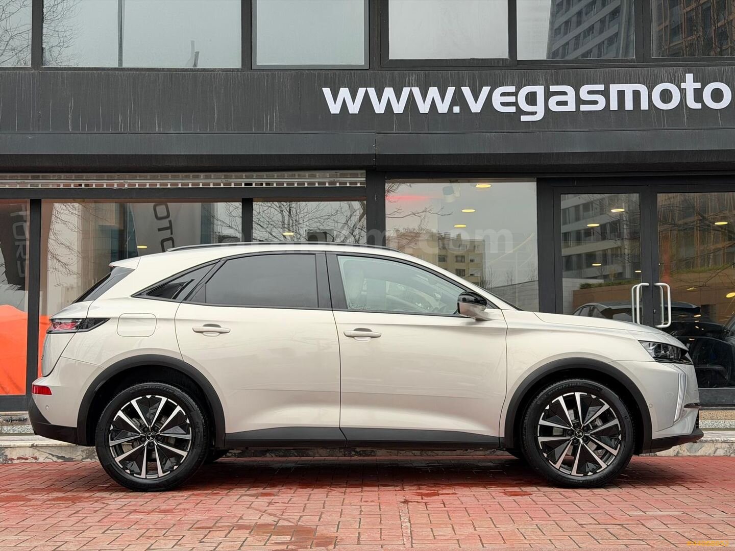 -VEGAS MOTORS- 2025 DS7 ETOİLE SOĞUTMA ISITMA MASAJ NAV %20 KDV 6