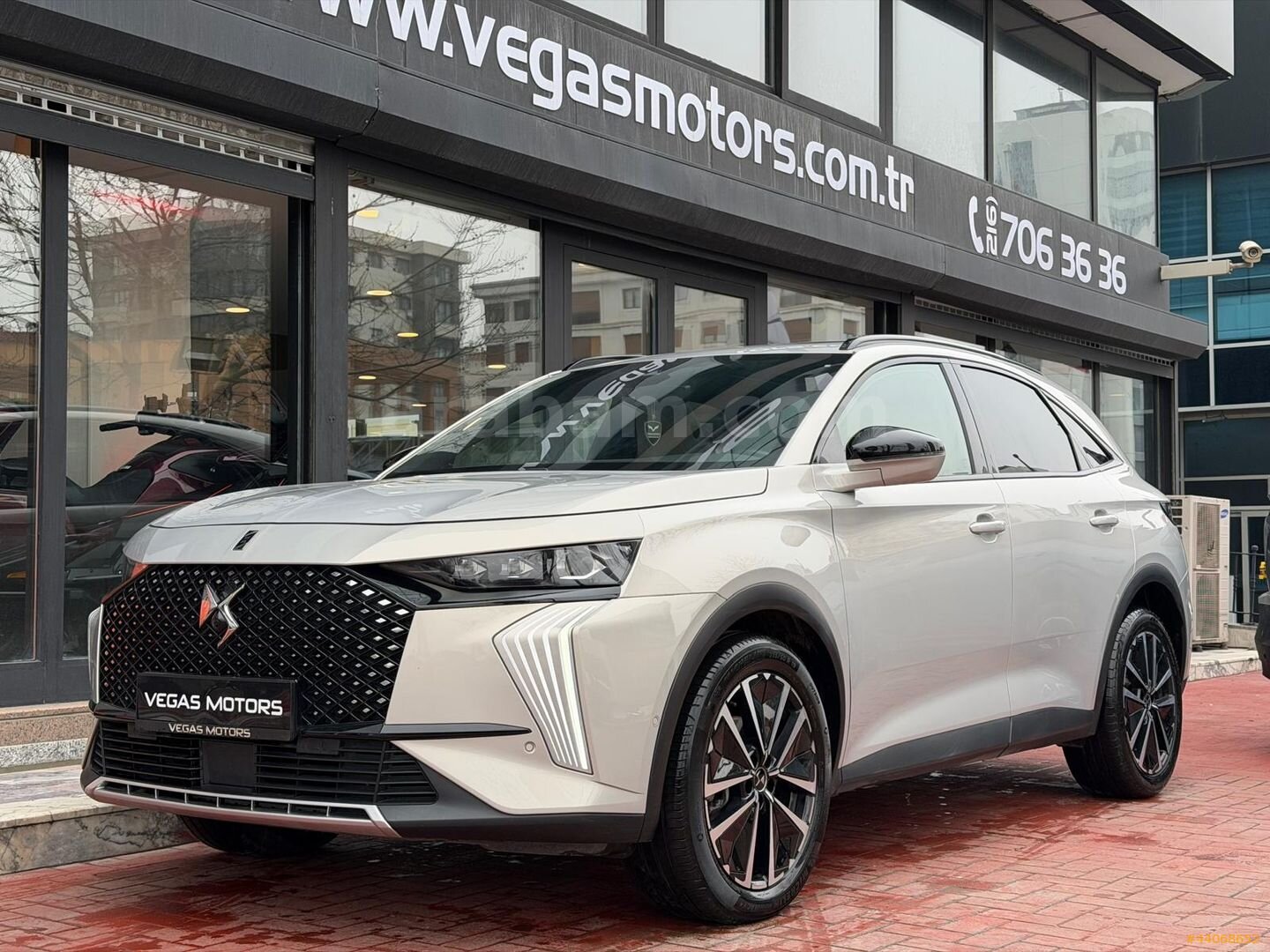 -VEGAS MOTORS- 2025 DS7 ETOİLE SOĞUTMA ISITMA MASAJ NAV %20 KDV 1