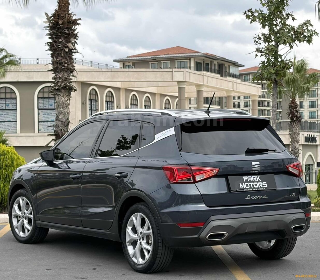 Galeriden Seat Arona 1.0 EcoTSI FR 2024 Model İstanbul 44.000 km Gri 4