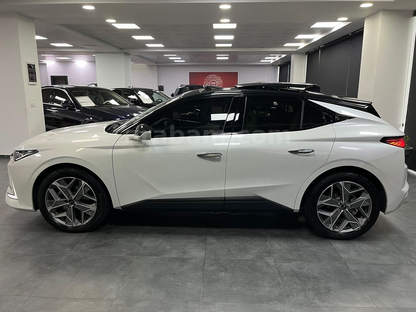 Galeriden DS Automobiles DS4 1.2 PureTech Esprit de Voyage 2023 Model Samsun 40.000 km Beyaz 3