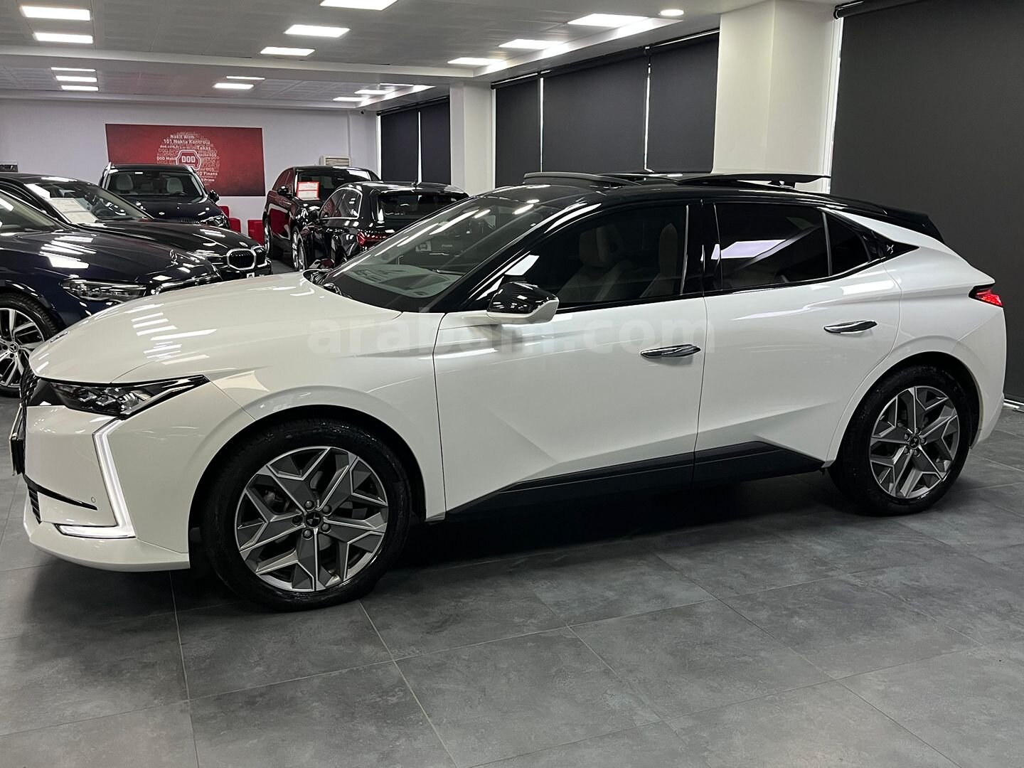 Galeriden DS Automobiles DS4 1.2 PureTech Esprit de Voyage 2023 Model Samsun 40.000 km Beyaz 2