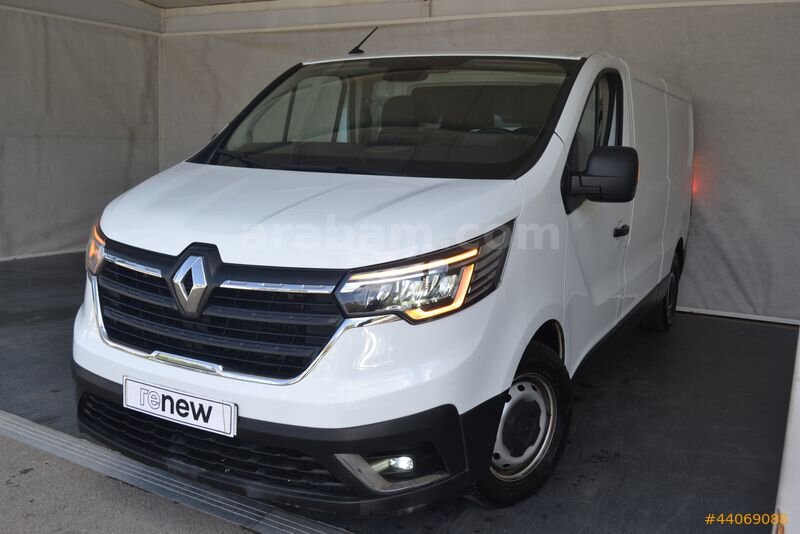 Galeriden Renault Trafic 2.0 DCI Grand Confort 2022 Model Gaziantep 116.968 km Beyaz