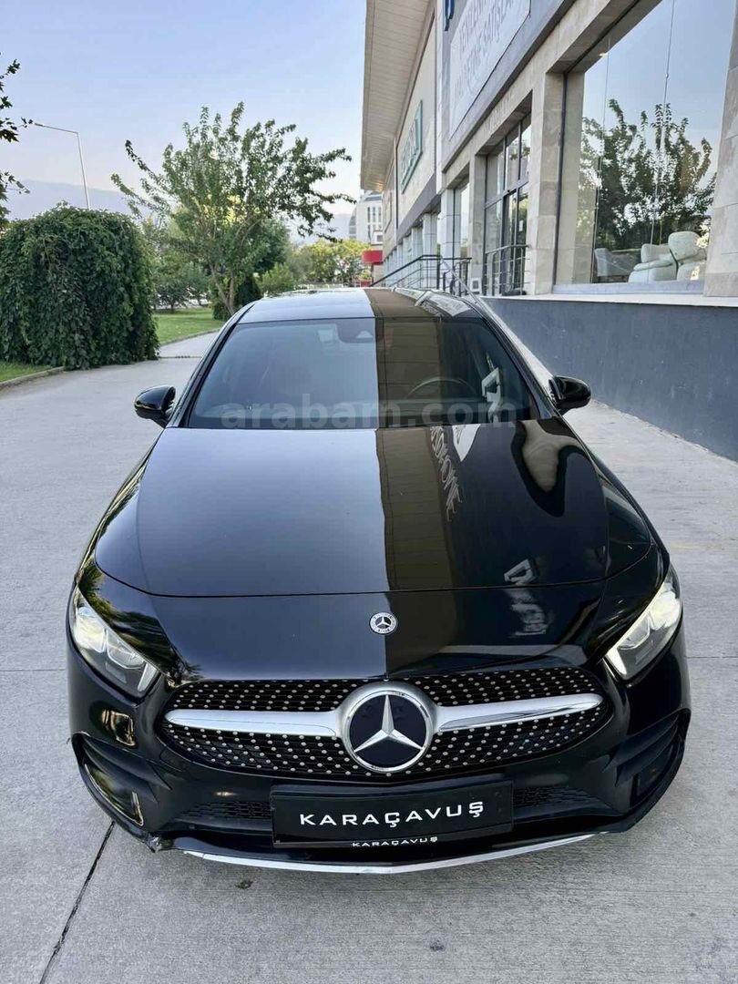 Galeriden Mercedes - Benz A 200 AMG 2021 Model Bursa 86.000 km Siyah 4