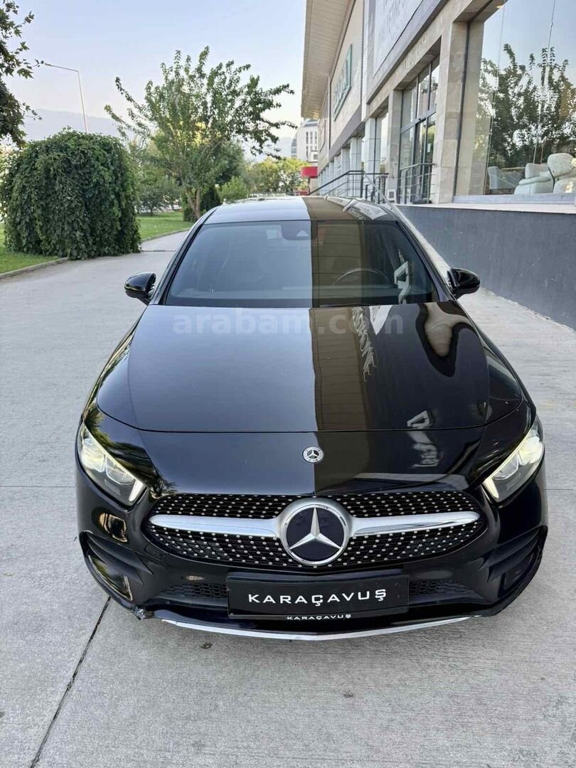 Galeriden Mercedes - Benz A 200 AMG 2021 Model Bursa 86.000 km Siyah 1