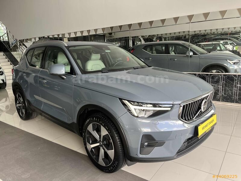 2022/ İLK EL HATASIZ VOLVO XC40 LANSMN RENGİ FUL+FUL