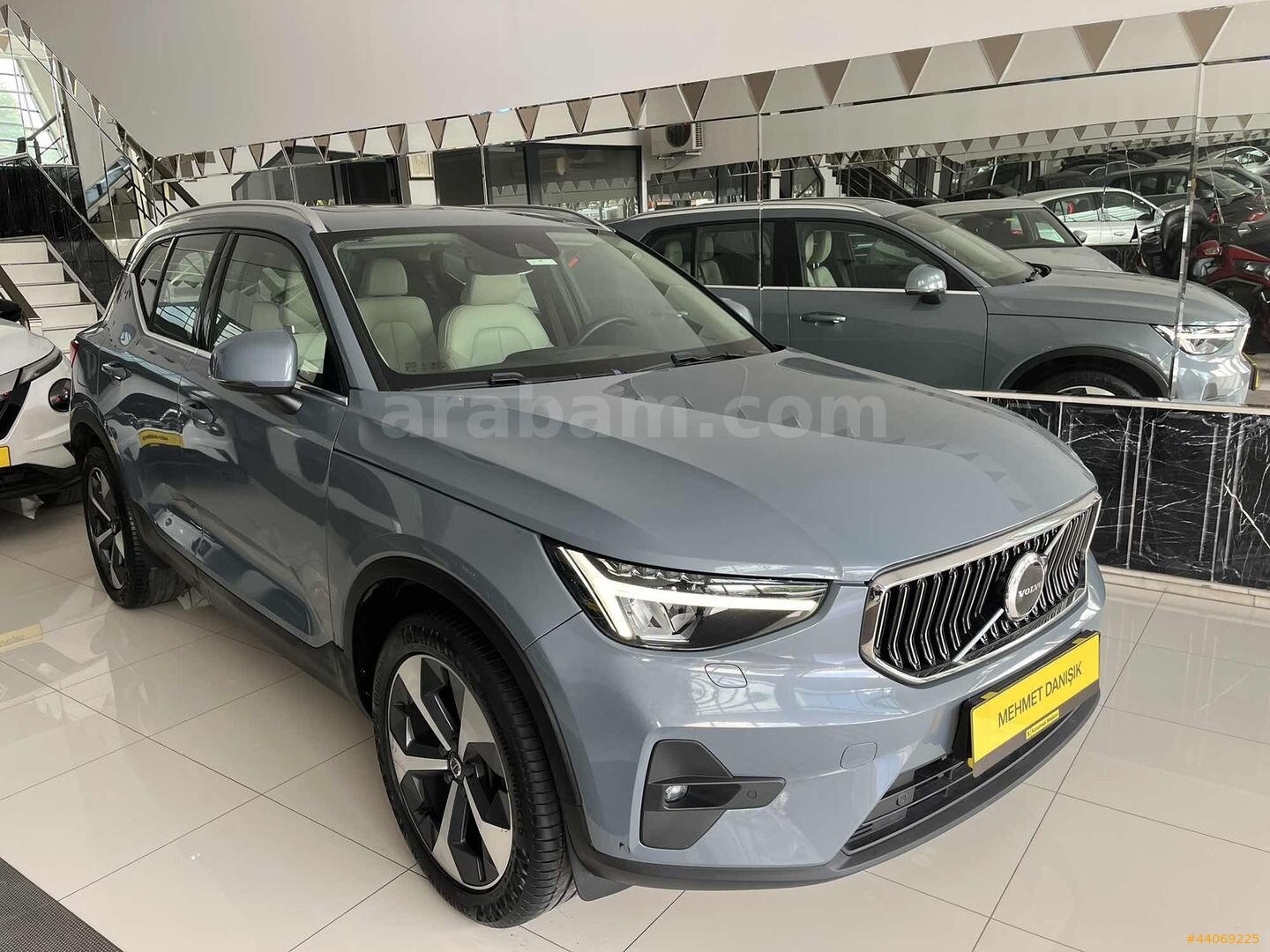 2022/ İLK EL HATASIZ VOLVO XC40 LANSMN RENGİ FUL+FUL 3