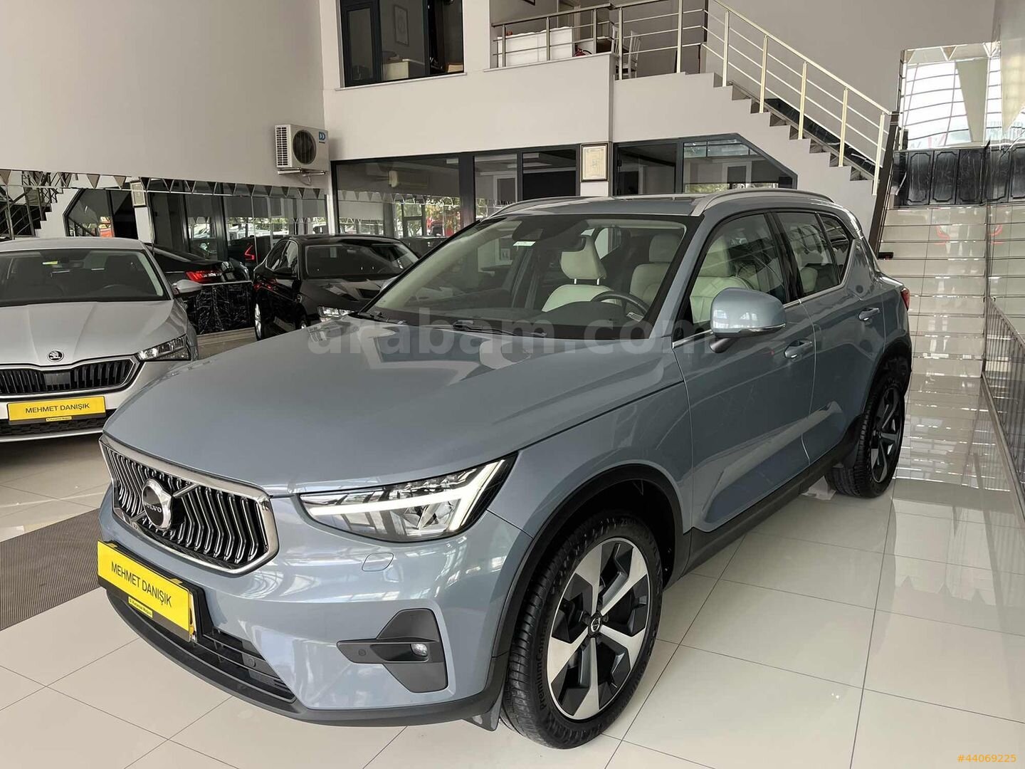 2022/ İLK EL HATASIZ VOLVO XC40 LANSMN RENGİ FUL+FUL 4