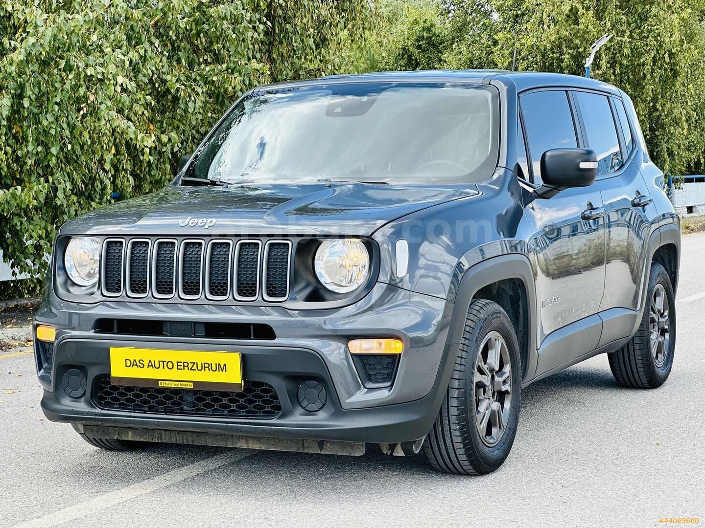 DAS AUTO,dan JEEP Renegade 1.3 turbo DDCT Hatasız Boyasız 3