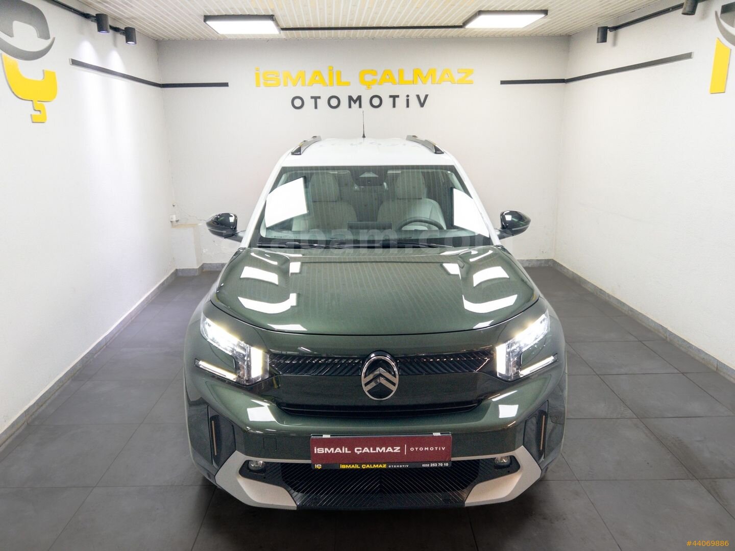 Galeriden Citroen C3 Aircross 1.2 Hybrid Max 2025 Model İzmir 11.116 km Yeşil 2