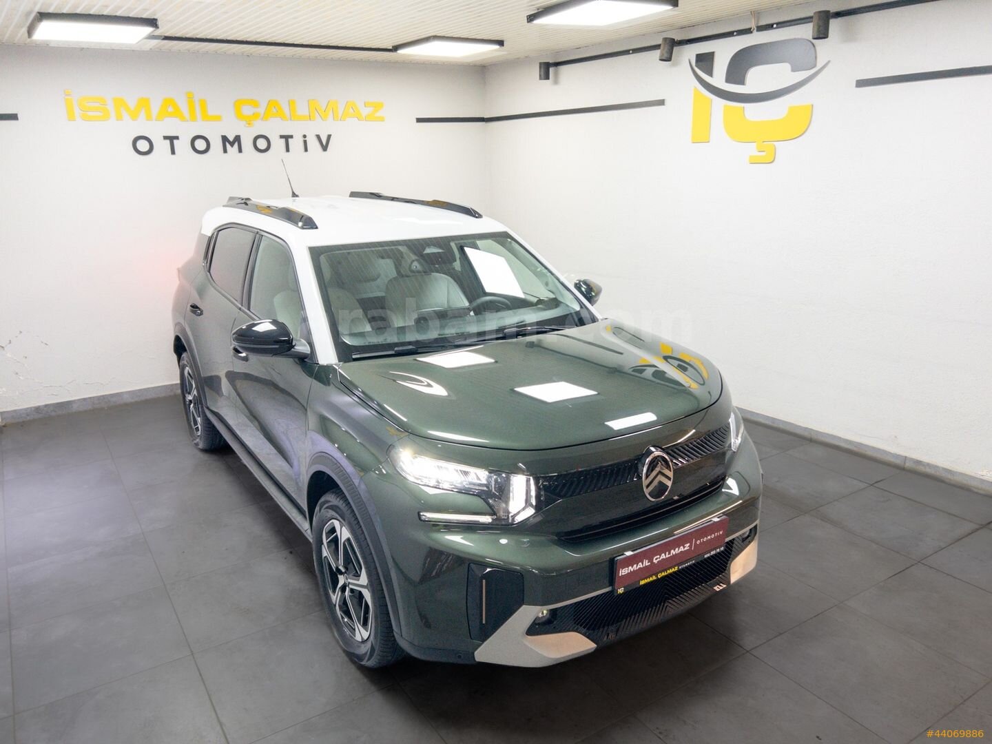 Galeriden Citroen C3 Aircross 1.2 Hybrid Max 2025 Model İzmir 11.116 km Yeşil 1