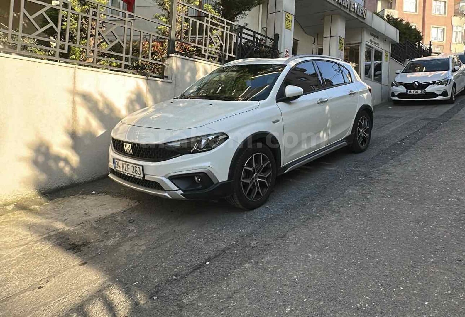 Sahibinden Fiat Egea Cross 1.4 Fire Lounge 2025 Model İstanbul 4