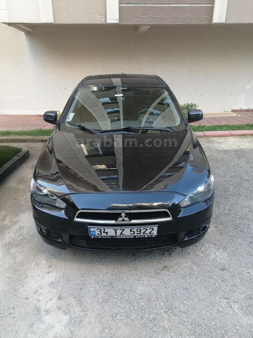Sahibinden Mitsubishi Lancer 1.5 Invite 2011 Model İstanbul 249.000 km Siyah 3