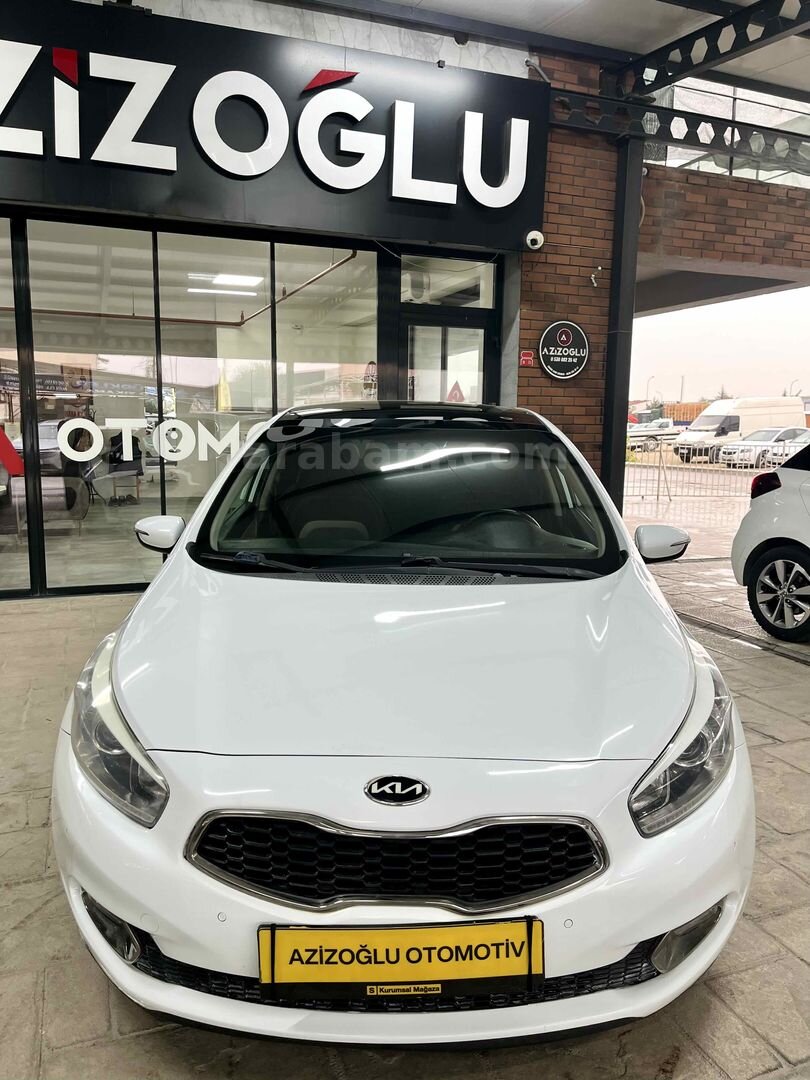 AZİZOĞLU PLAZA OTOMOTİV'DEN HATASIZ C.TAVAN O.PARK FUL PAKET KİA 3