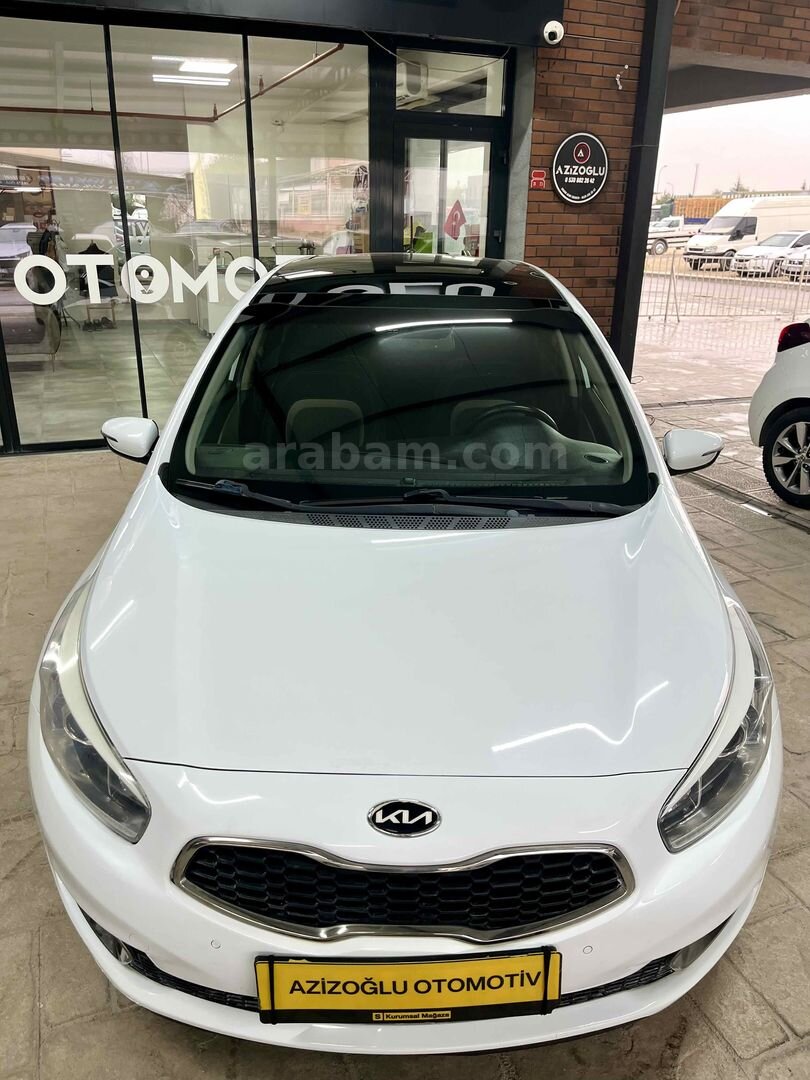 AZİZOĞLU PLAZA OTOMOTİV'DEN HATASIZ C.TAVAN O.PARK FUL PAKET KİA 4