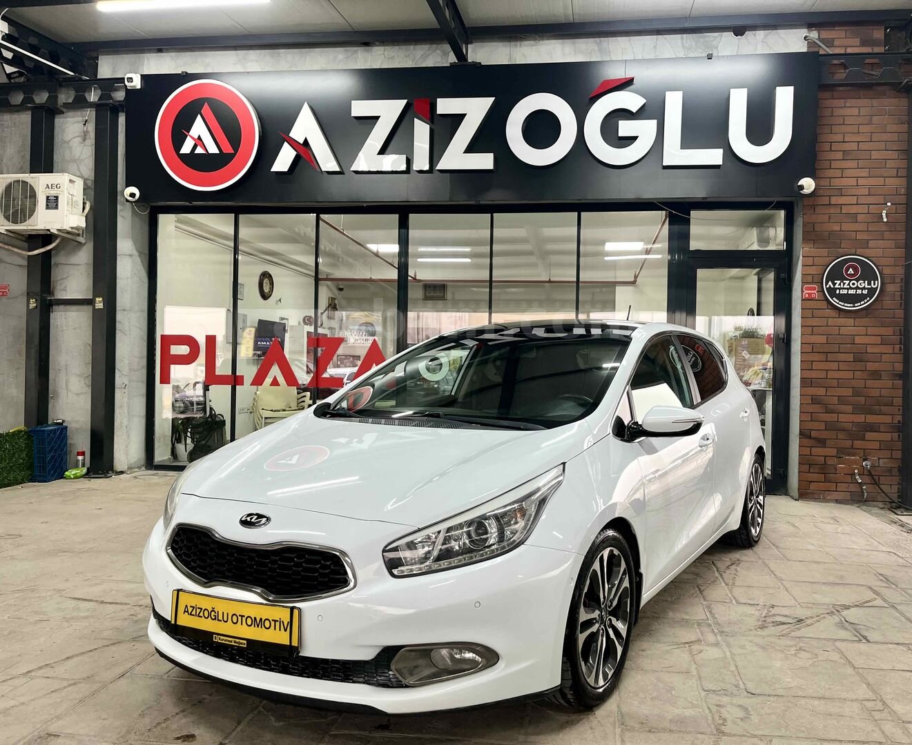 AZİZOĞLU PLAZA OTOMOTİV'DEN HATASIZ C.TAVAN O.PARK FUL PAKET KİA 1