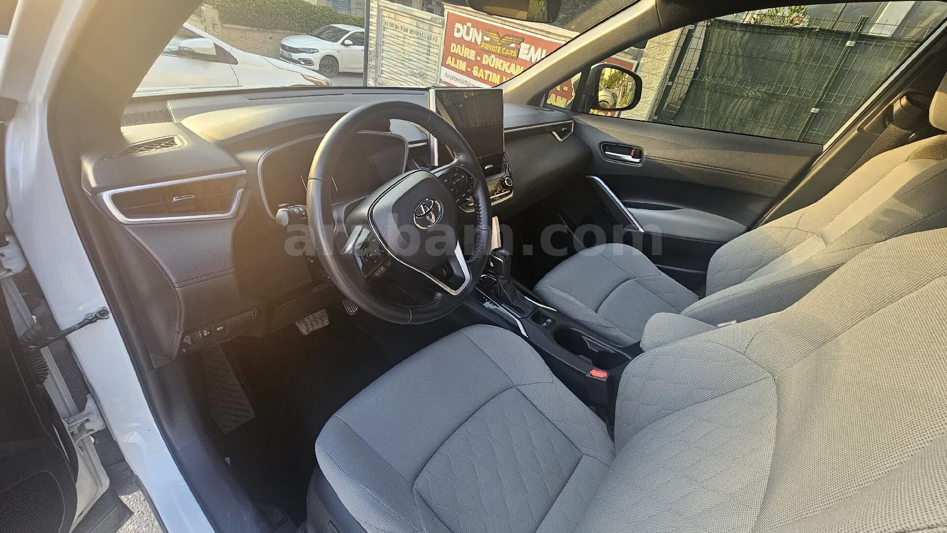 Sahibinden Toyota Corolla Cross 1.8 Hybrid Flame X-Pack 2024 Model Ankara 6