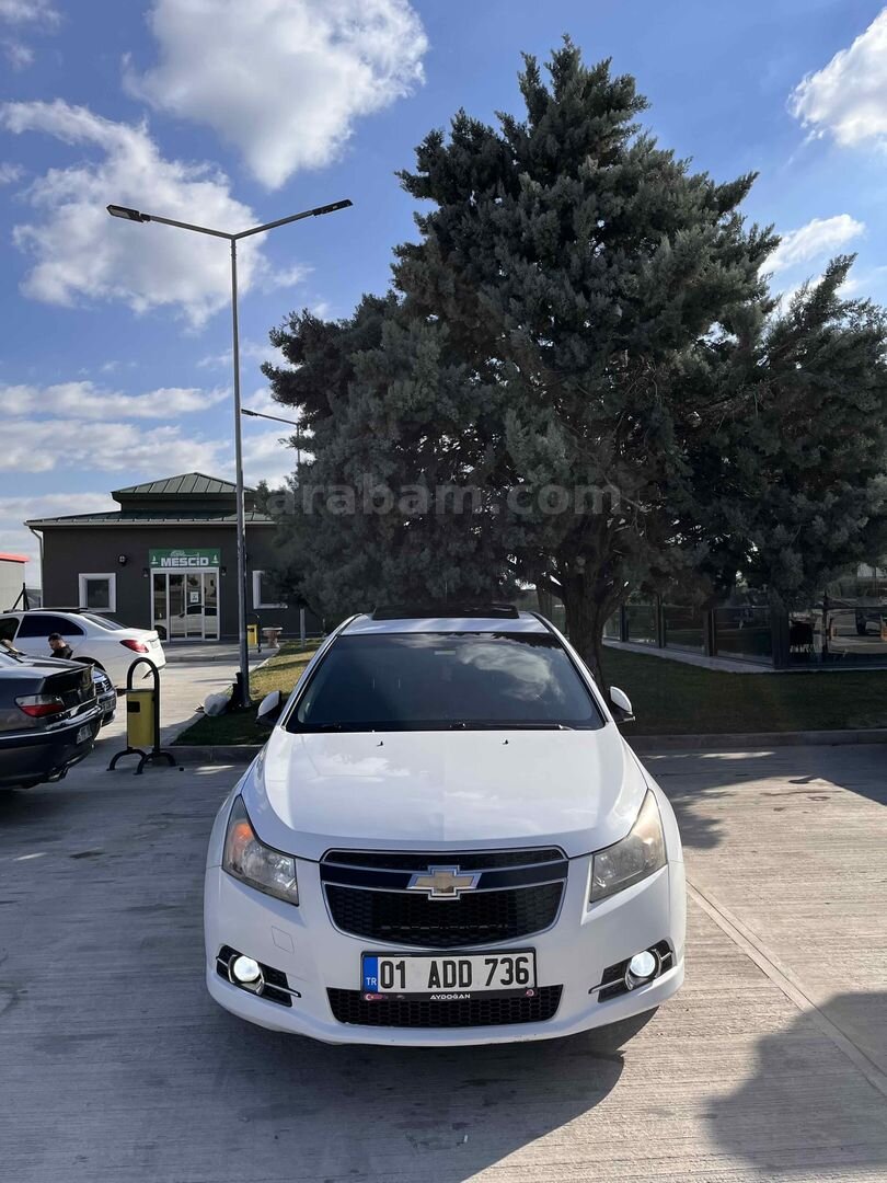Sahibinden Chevrolet Cruze 1.6 Design Edition 2012 Model Ankara 167.000 km Beyaz 3