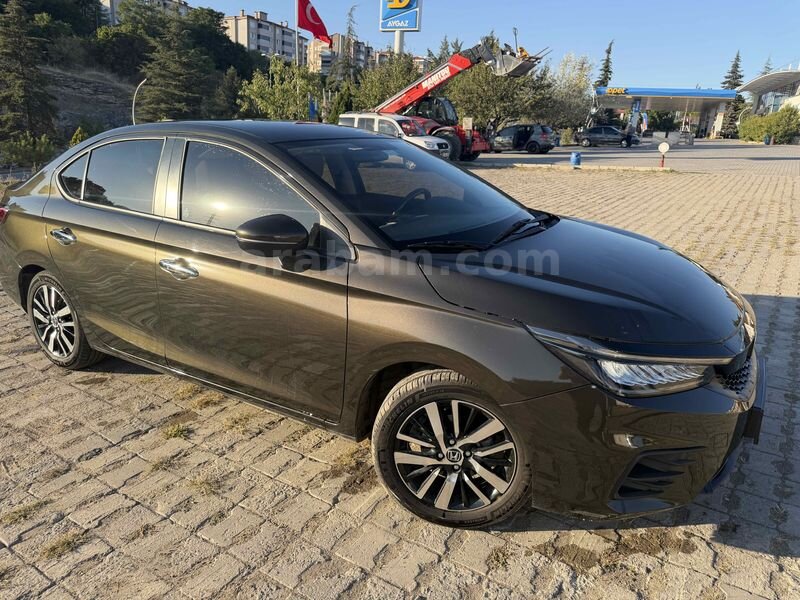Sahibinden Honda City 2023 Model 52000 km