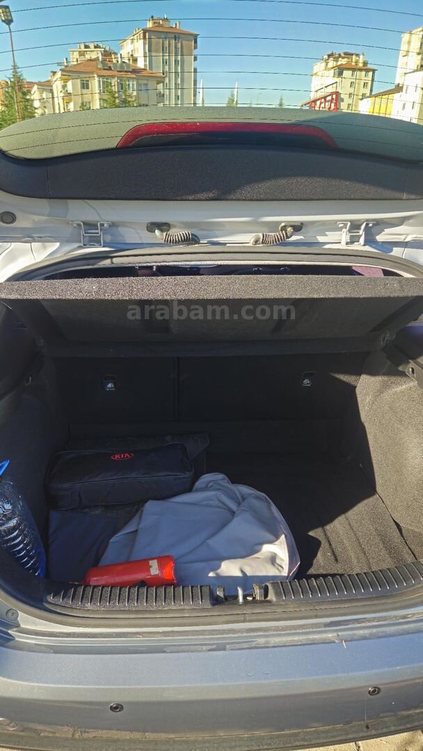 Sahibinden Kia Ceed 1.0 Cool Tekno 2020 Model Kayseri 70.300 km Gri (Gümüş) 7