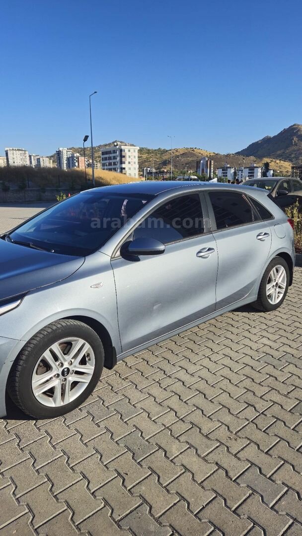 Sahibinden Kia Ceed 1.0 Cool Tekno 2020 Model Kayseri 70.300 km Gri (Gümüş) 2