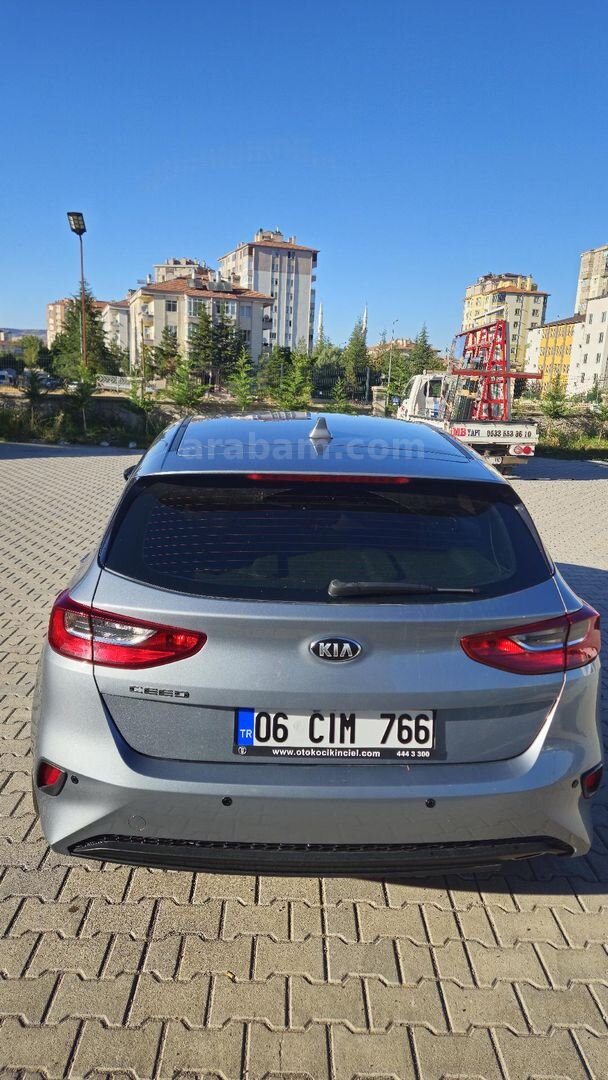 Sahibinden Kia Ceed 1.0 Cool Tekno 2020 Model Kayseri 70.300 km Gri (Gümüş) 4