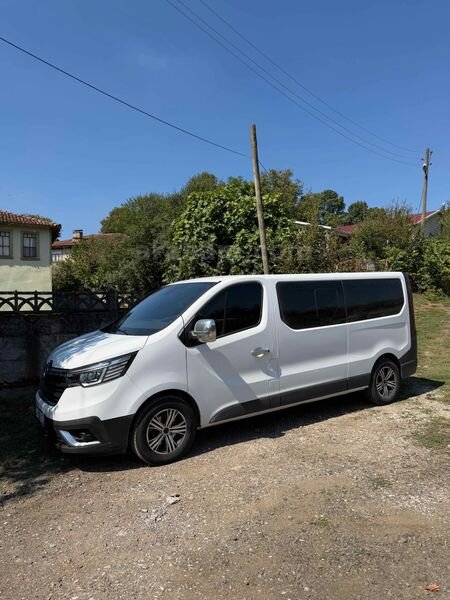 Sahibinden Renault Trafic 2.0 DCI Grand Confort 2024 Model Sakarya 122.000 km Beyaz