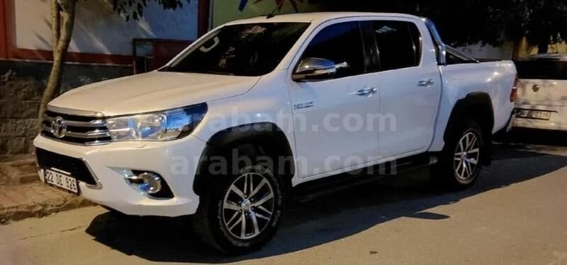 Sahibinden Toyota Hilux 2.4 D-4D 4x2 Adventure 2016 Model