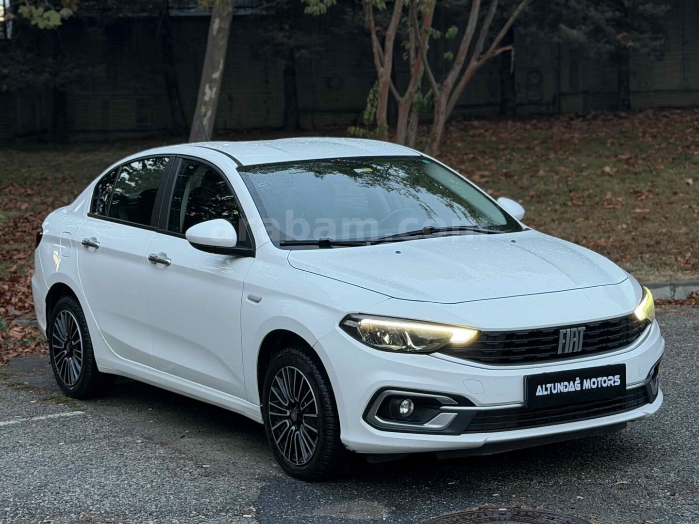 Galeriden Fiat Egea 1.6 Multijet Urban 2022 Model İstanbul 106.000 km Beyaz 3